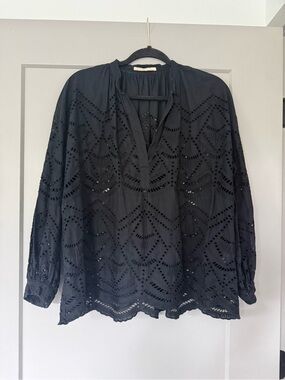 Ne Quittez pas black eyelet blouse Size Small